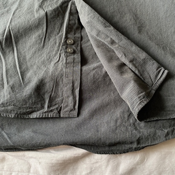 DKNY Men's Charcoal Pinstriped Long Sleeve Button Up Shirt‎ Size 16 (34/35) - Picture 8 of 13